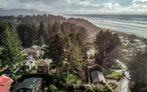 The NeahKahNie House - Meredith Lodging